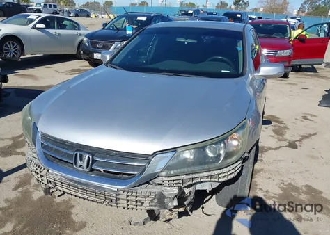 2014 Honda Accord Ex z USA, uszkodzony, nr VIN 1HGCR2F79EA202146